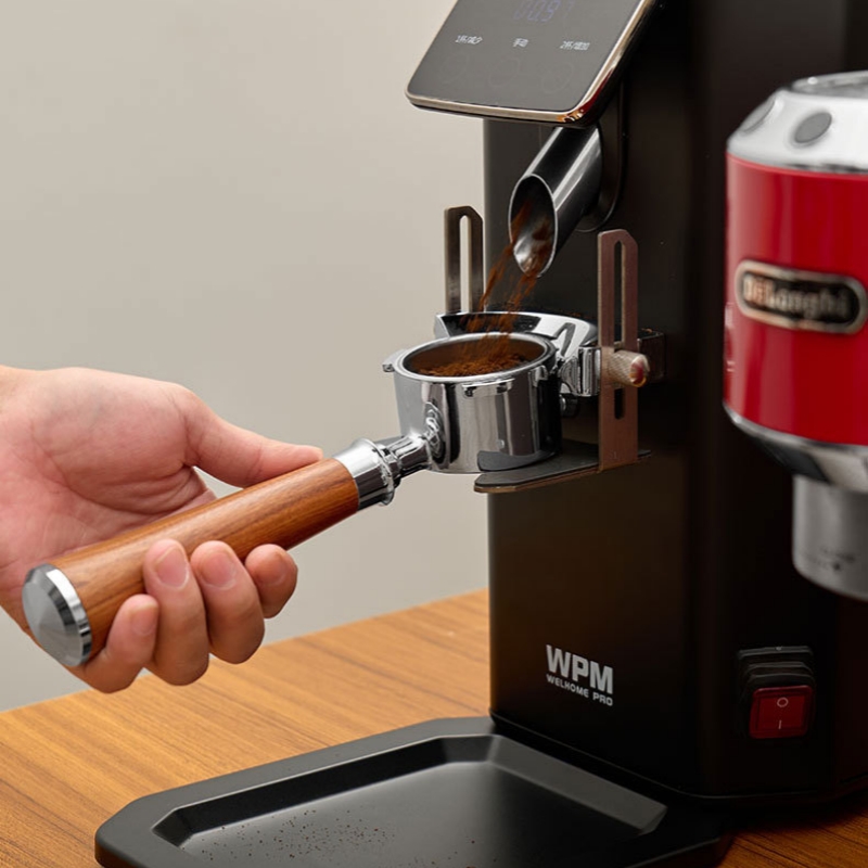 Портафильтр 51 мм без дна, гол – обзор и цена Delonghi Espresso Dedica 685